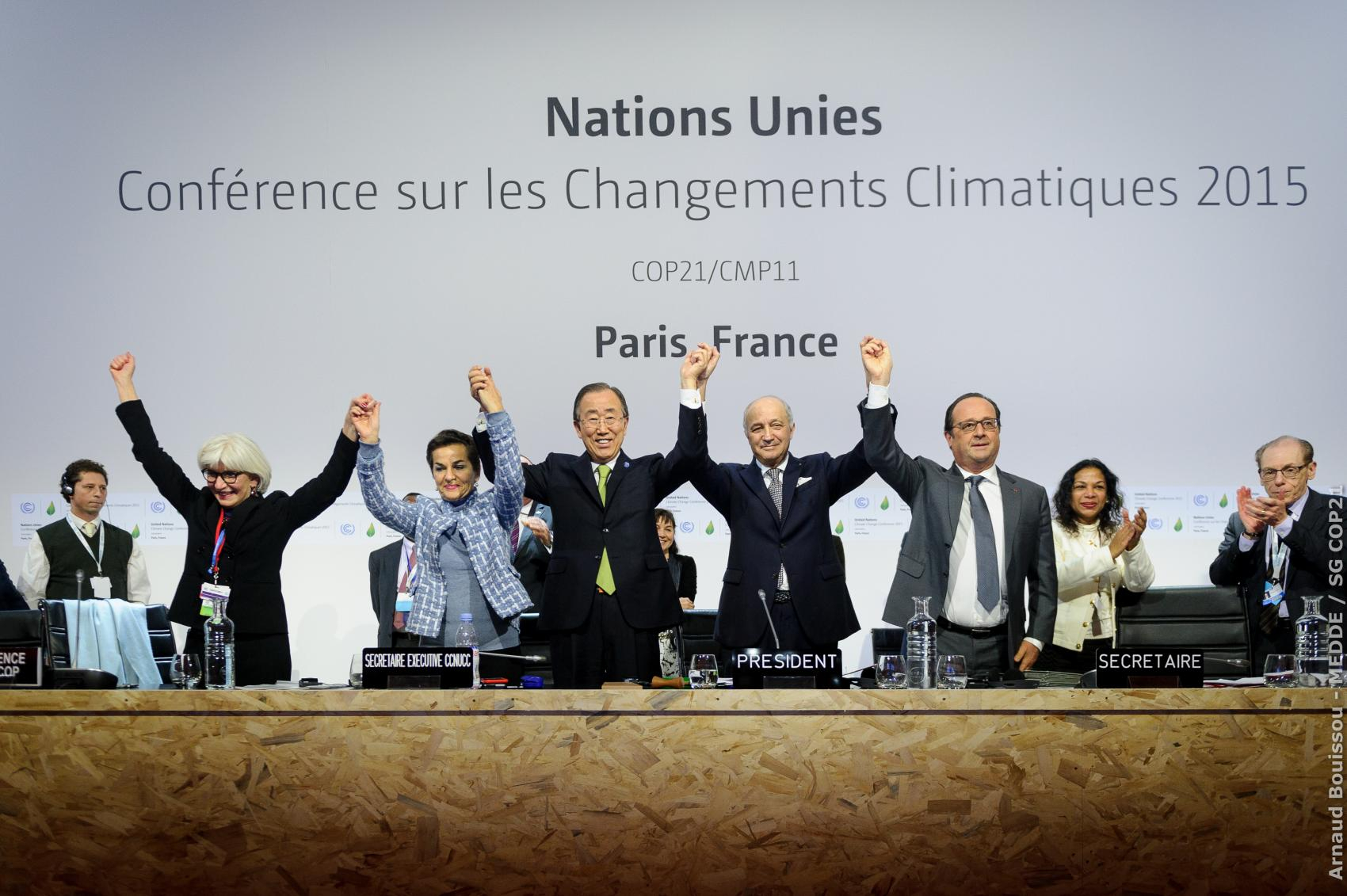 L’accord de Paris, adopté lors de la COP21 en 2015, est le premier traité international visant à lutter contre le réchauffement climatique.  
© Arnaud  Bouissou