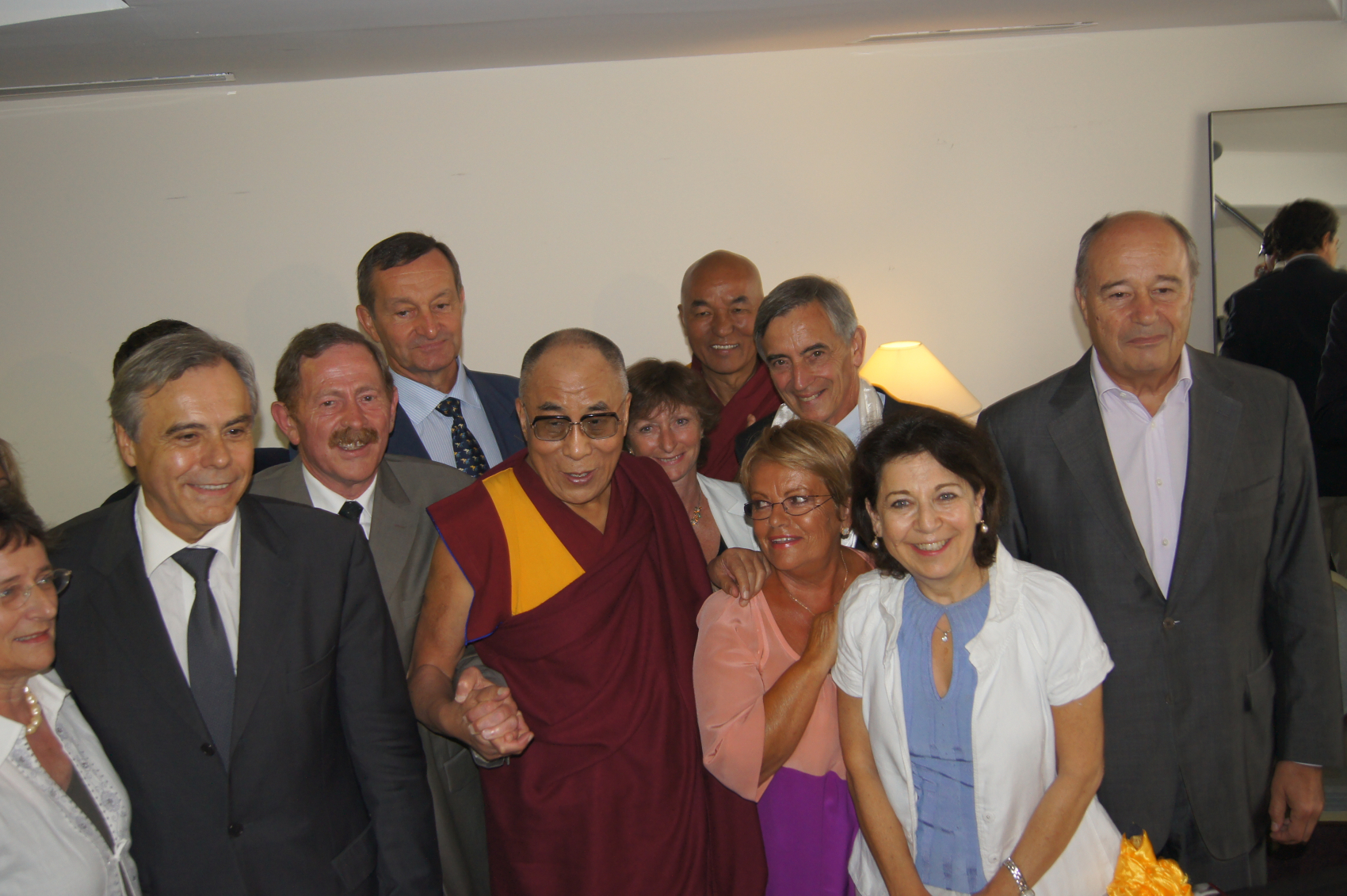 Le quatorzième dalaï-lama lors d’une rencontre avec des parlementaires du groupe d’études sur la question du Tibet à Toulouse, en 2011. © François Damerval/CC BY-SA 2.0