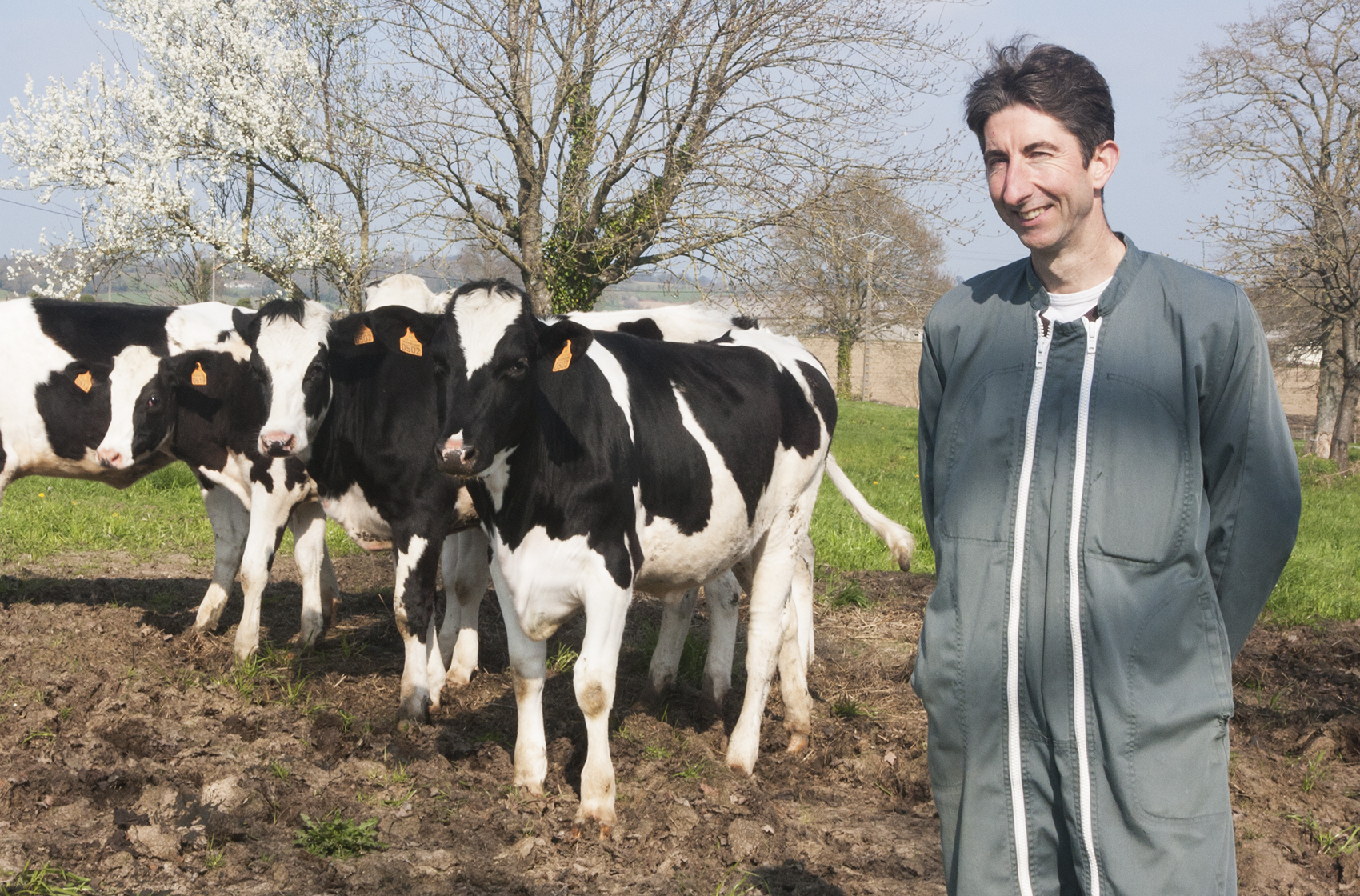 Philippe Lecompagnon est éleveur laitier dans la Manche. © Aurore Chaillou/Revue Projet