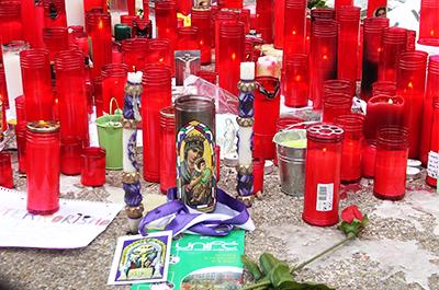 Prières pour les victimes des attentats du 11 mars 2004 à Madrid, Espagne © Manuel González Olaechea y Franco/Wikipedia/CC